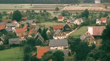 Leider haben wir keinen Titel zu diesem Bild. Wir arbeiten daran und bitten um Ihr Verständnis. Stierberg